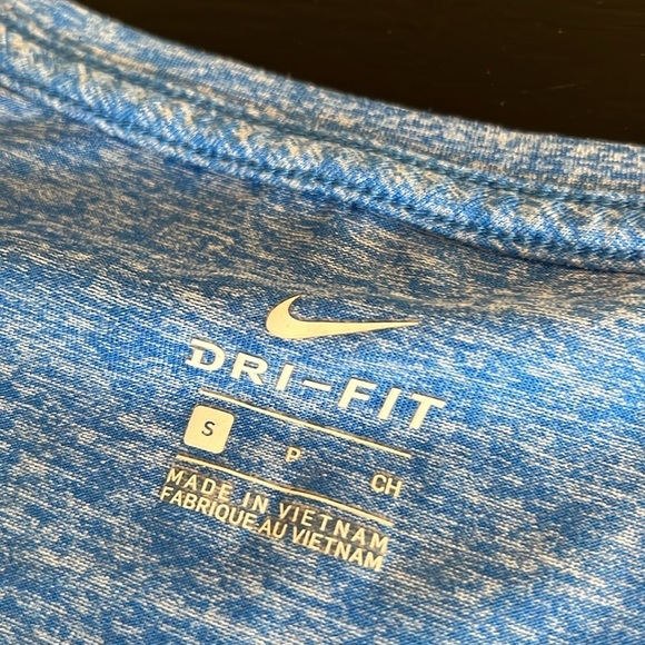 Nike Blue Dri-FIT T-Shirt - Picture 2 of 6